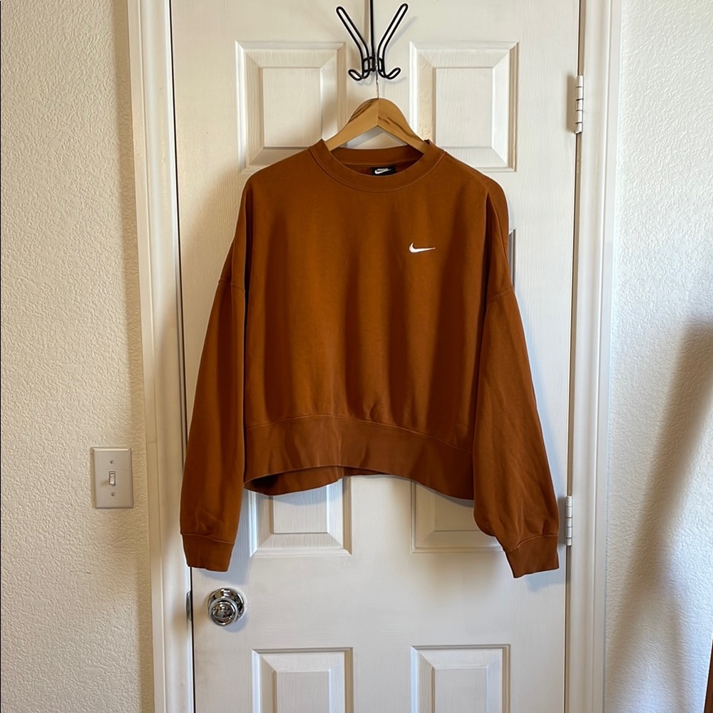 Nike Brown Boxy Cropped Sweatshirt